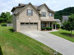 11701 Hughes Ln, Knoxville, TN 37932