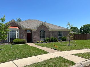 2224 Glacier Ct, Carrollton, TX 75006