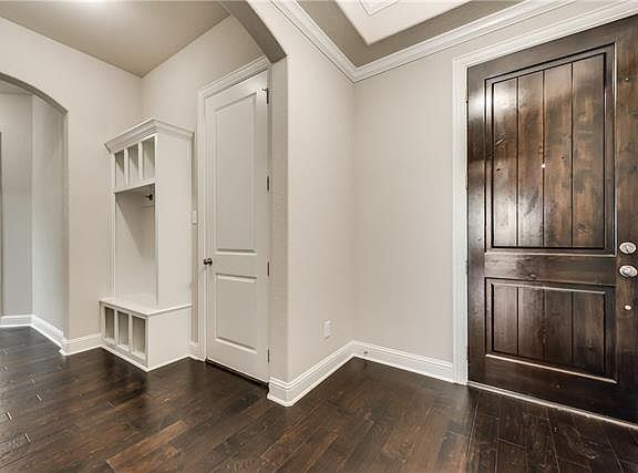 5th image of 120 Water Garden Dr