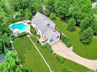 3 Bare Hill Rd, Groveland, MA 01834