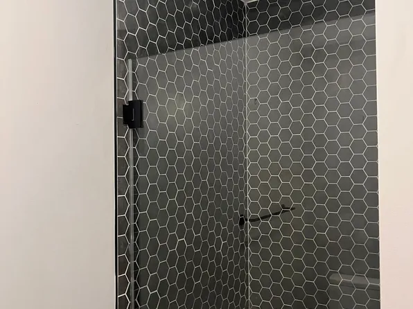 276 Duncan Avenue image 7 of 15