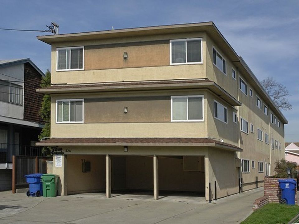 1st image of 2211 San Antonio Ave APT A
