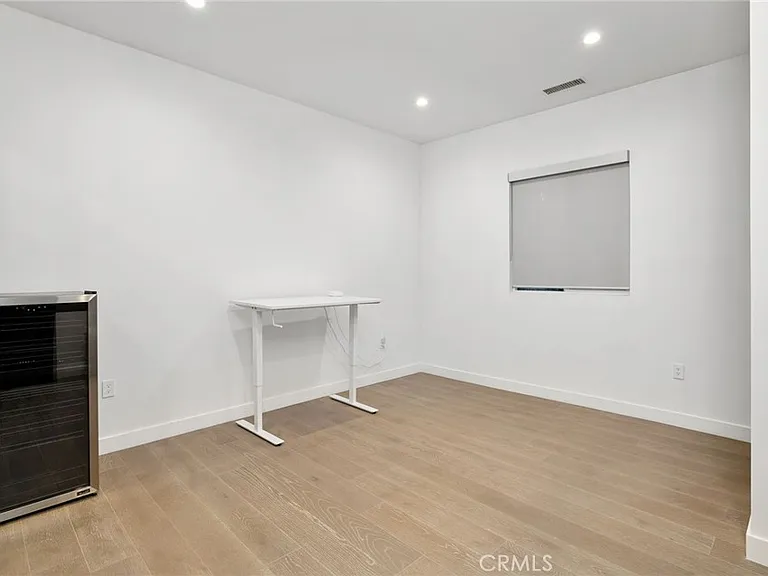 5541 Matilija Ave — Photo 14