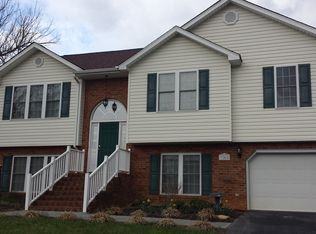 705 N Mill Rd, Salem, VA 24153