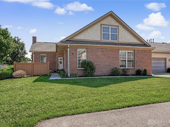 8823 Birkdale Hills Cir, Dayton, OH 45458