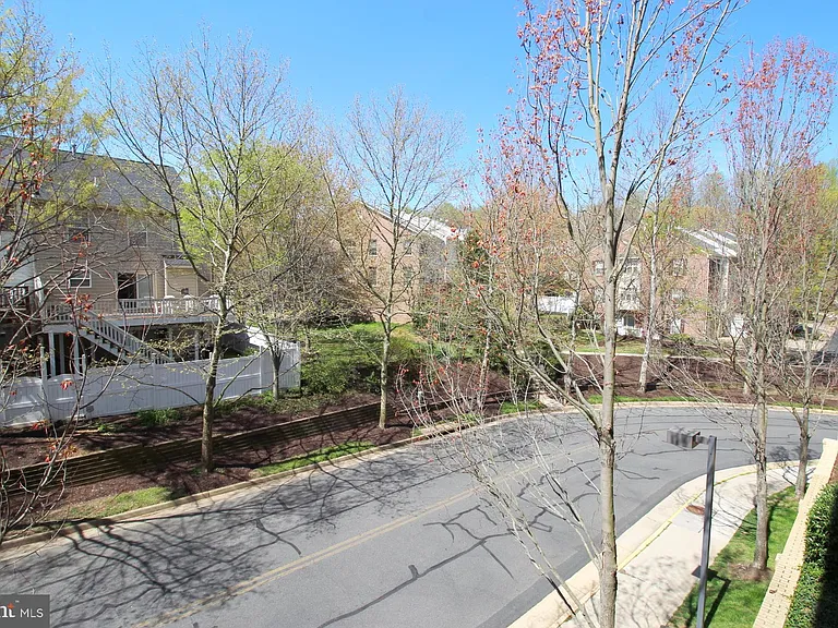2791 Centerboro Dr #274 — Photo 22