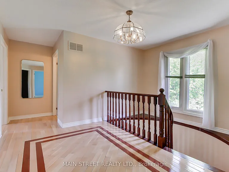 223 Burns Blvd — Photo 13