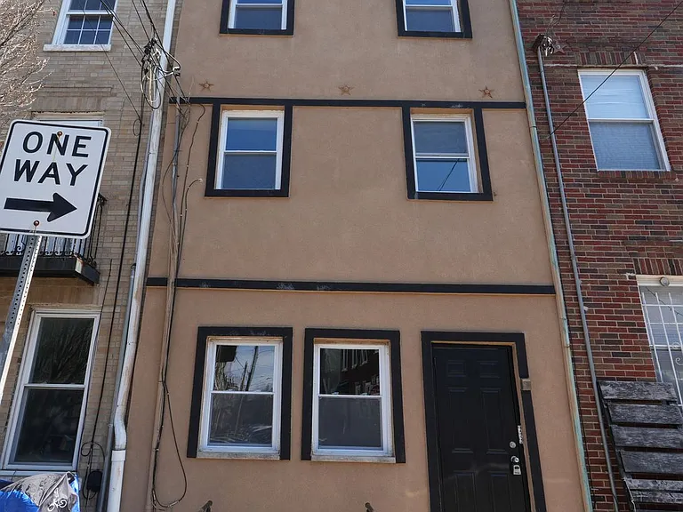 1335 S 8th St — Photo 10