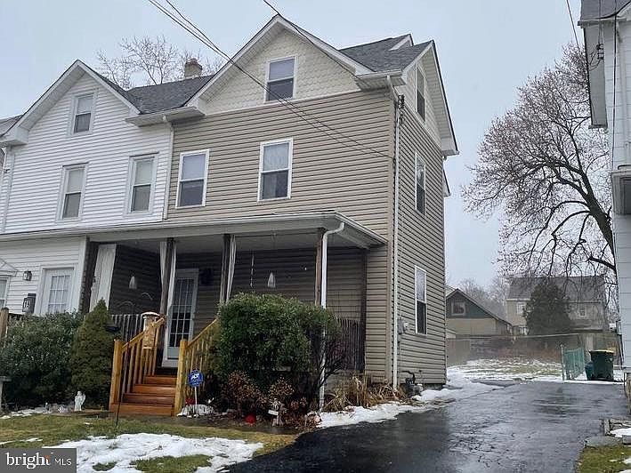 17 Cherry St, Willow Grove, PA 19090 | Zillow