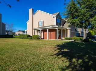 3870 Lionheart Dr, Jacksonville, FL 32216