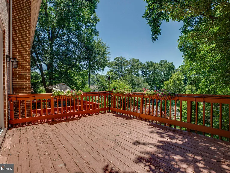 2914 Oakton Crest Pl — Photo 32
