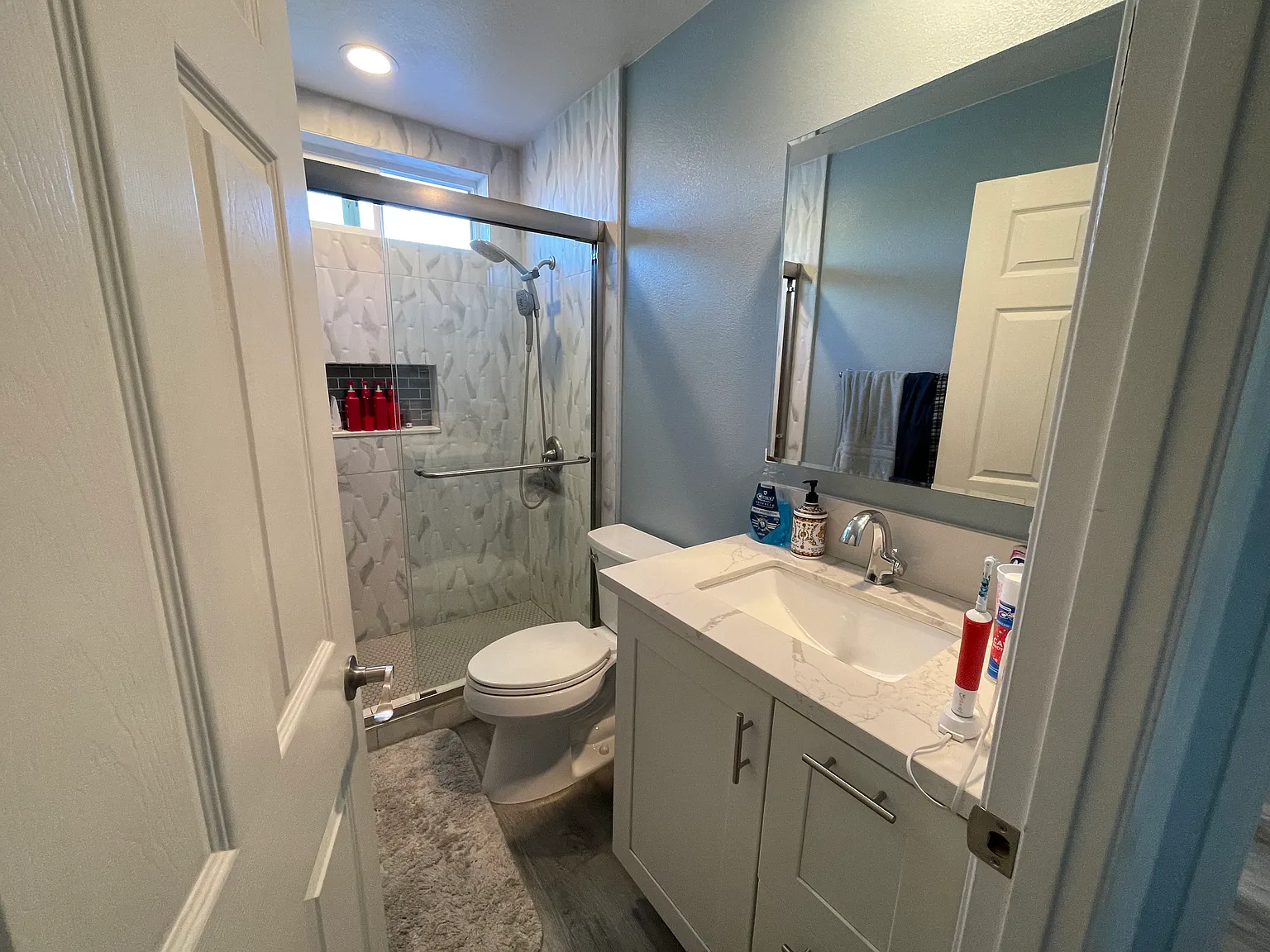 4 bed, 1350 sqft, $1,050 — Photo 3