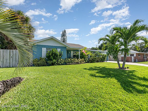 4th image of 537 Poinciana Dr
