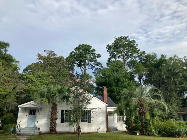 409 Edgewater Rd, Savannah, GA 31406