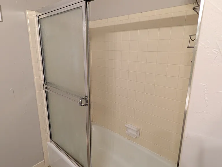 2290 Chapel Hill Rd — Photo 10