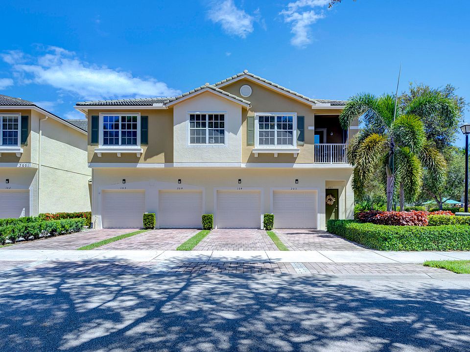 1st image of 3051 SE Lexington Lakes Drive #203