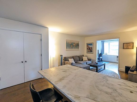 3rd image of 211 E 51st St APT 10F