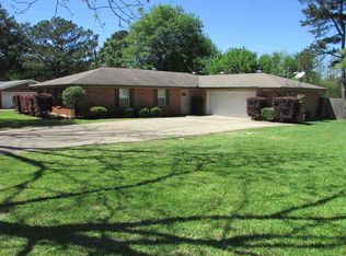 2085 Lee Ave, Crystal Springs, MS 39059