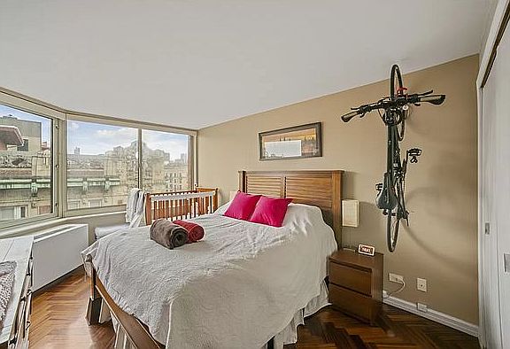 4th image of 250 W 90th St #4HH