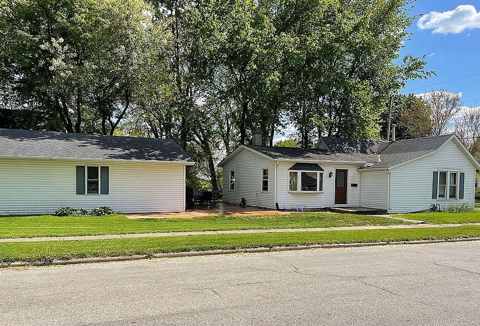 Beautiful corner lot 