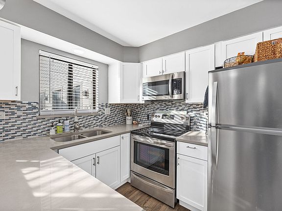 3rd image of 539 Verde Dr Unit 539