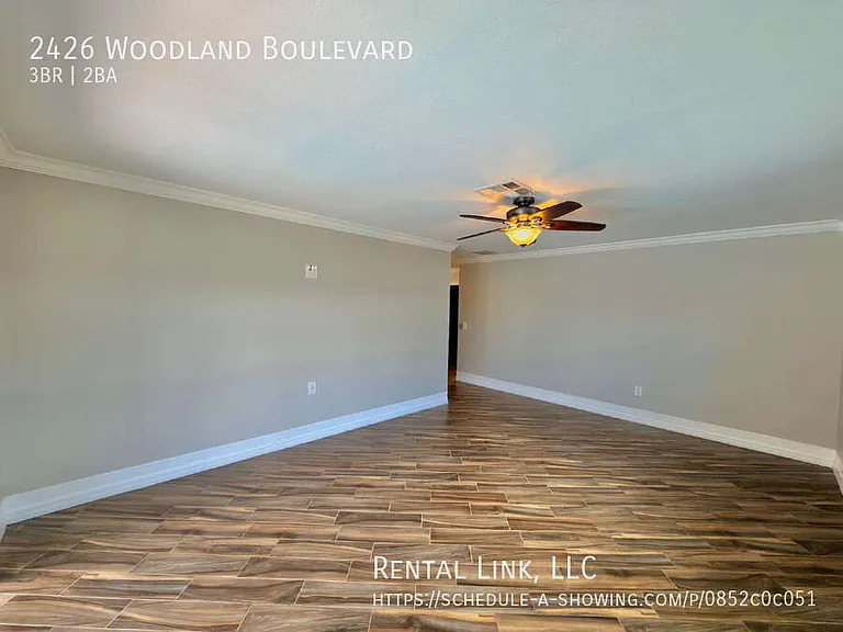 2426 Woodland Blvd — Photo 6