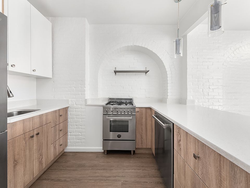 1st image of 119 South St #2C