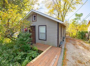 105 Beach Ave, Edgerton, WI 53534