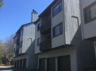 122 Magnolia Rd, Ramsey, NJ 07446