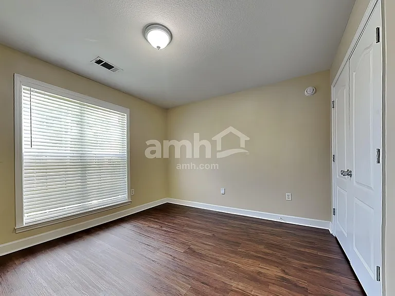 375 Vaiden Ridge Dr N — Photo 14