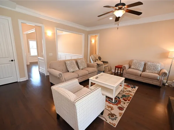 821 Whittington St, Auburn, AL 36832