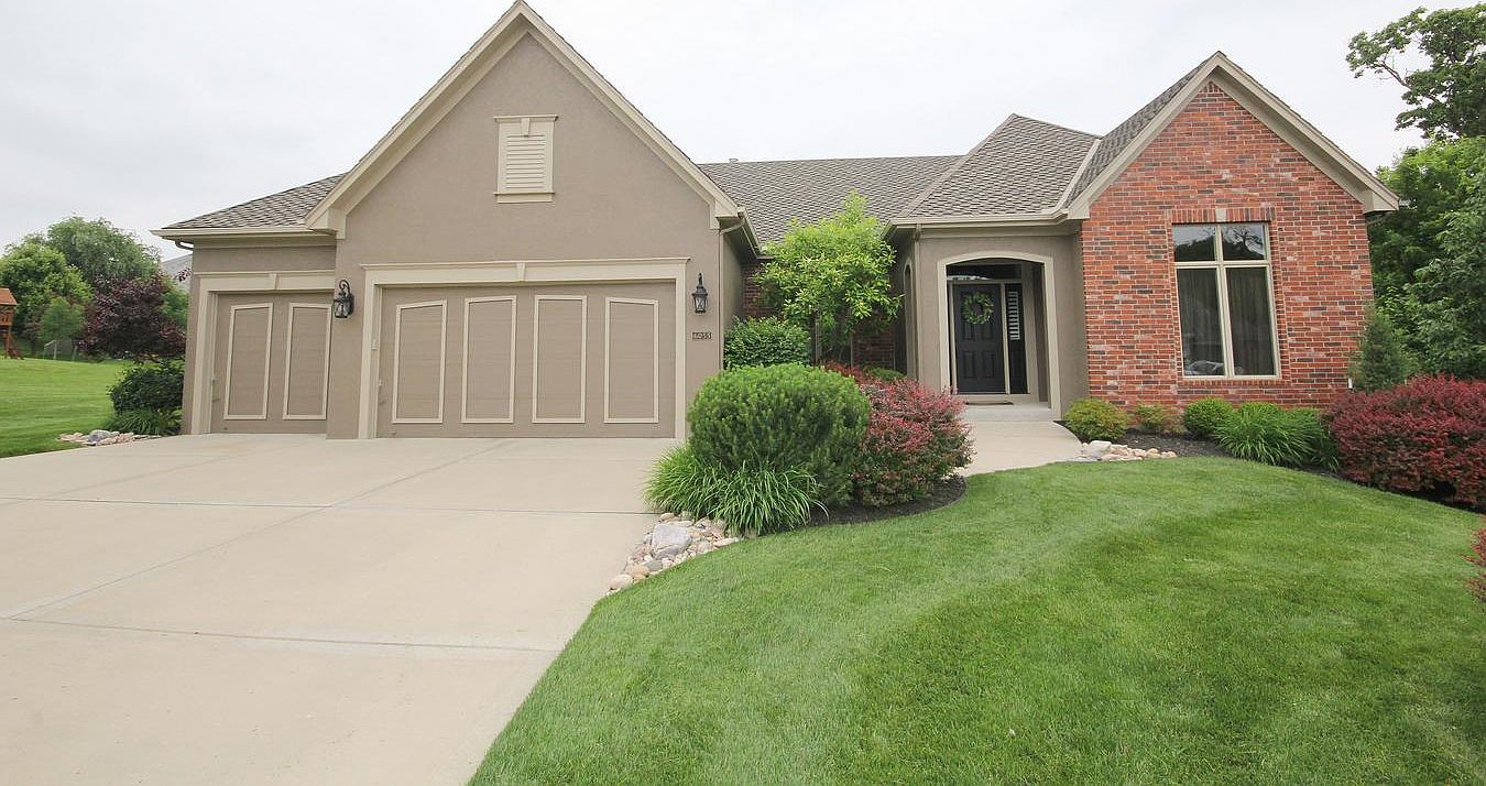 6055 Westwood Ct, Parkville, MO 64152 Zillow