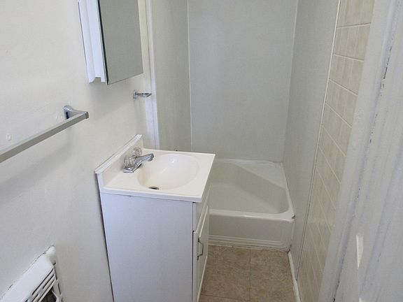 4th image of 514 Harrison St APT 2
