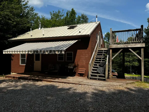 33 Railroad Drive, Sumner, ME 04292