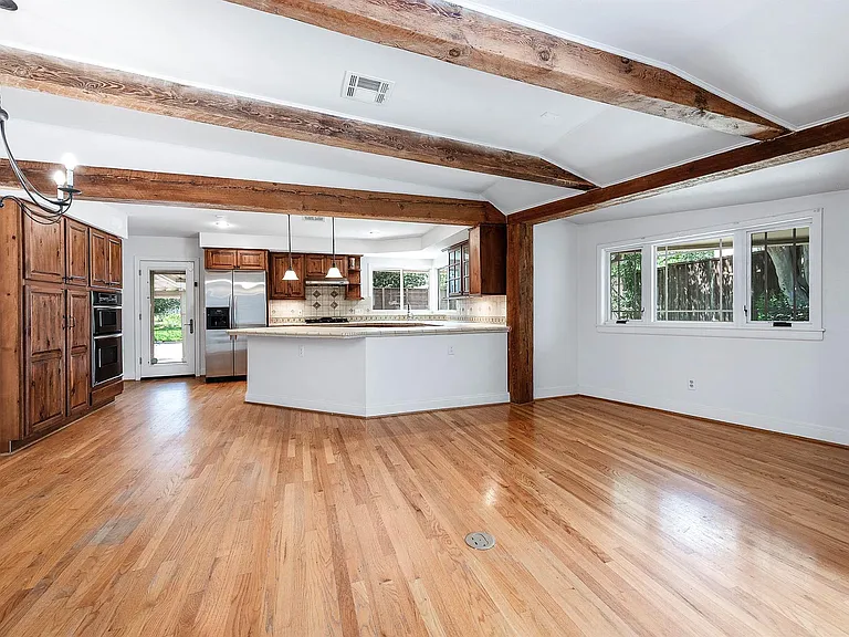 6825 Bellgreen Dr — Photo 11