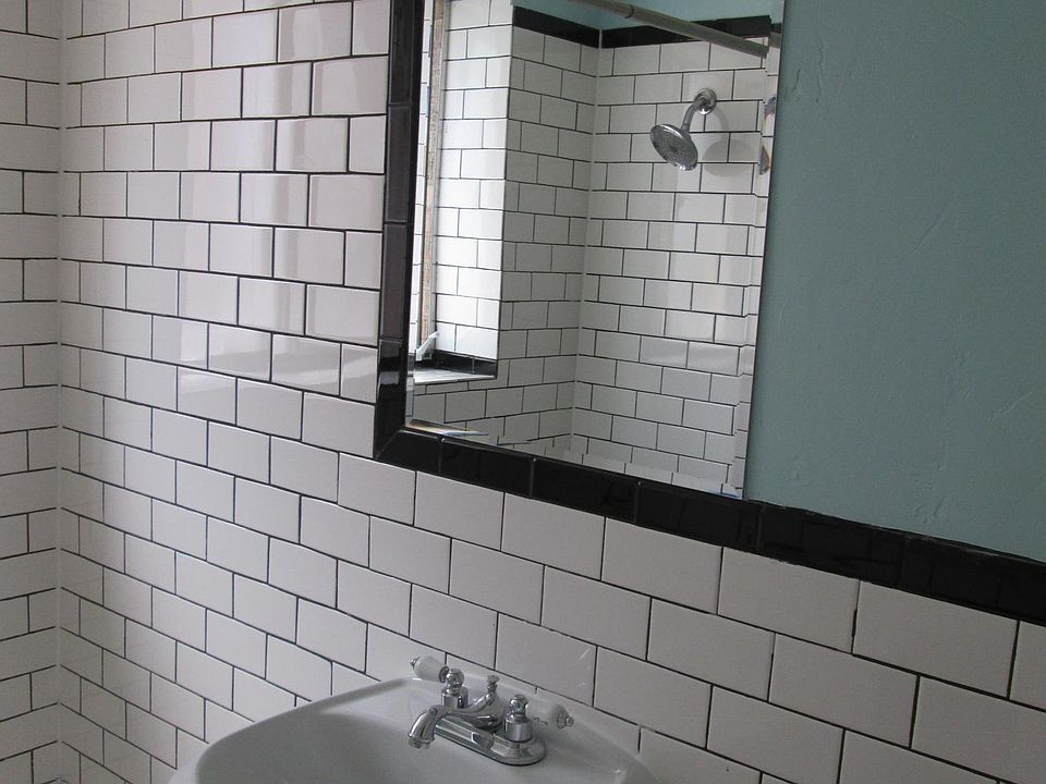 1st image of 1375 N Washington St APT 208
