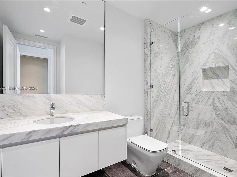 17901 Collins Ave #902 — Photo 37