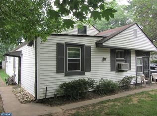 915 Winder Dr, Bristol, PA