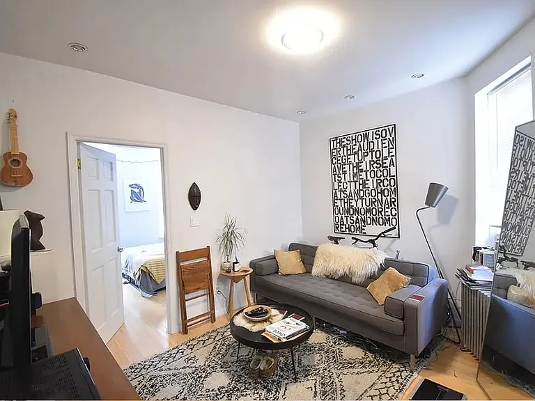 56 Elizabeth St #15 — Photo 6