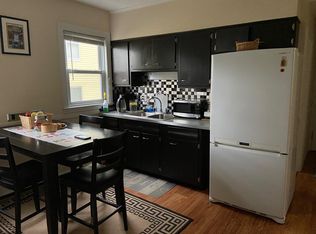45 Dartmouth St #2, Worcester, MA 01604