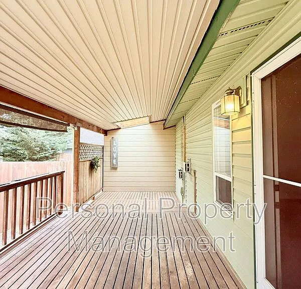 15315 NE 181st St #B — Photo 18