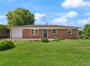 6202 Eric Dr, Floyds Knobs, IN