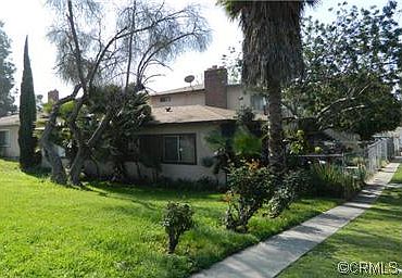 1st image of 2566 Hayes Dr