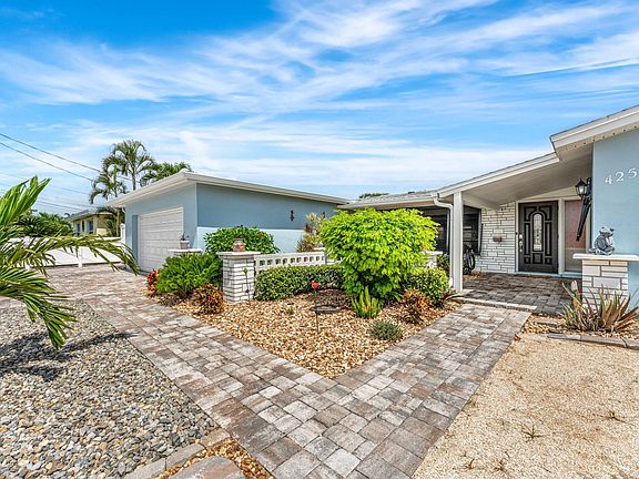 5th image of 425 Penguin Dr