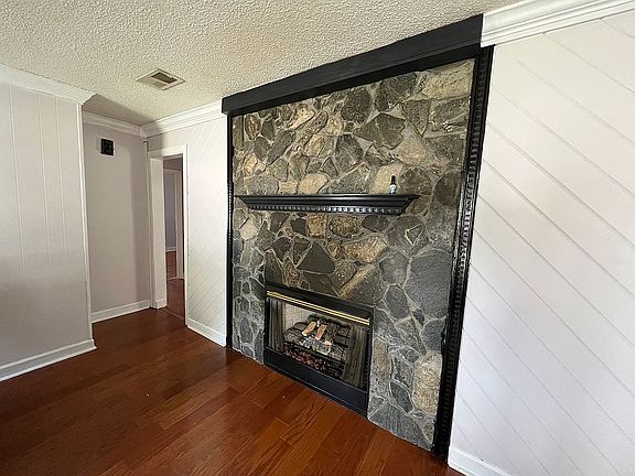 2nd image of 4309 Baywood Dr SW