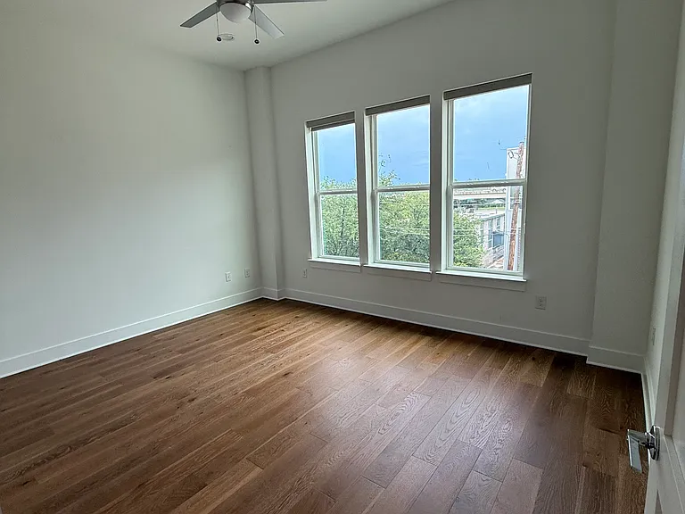 Master Bedroom, Unfurnished
