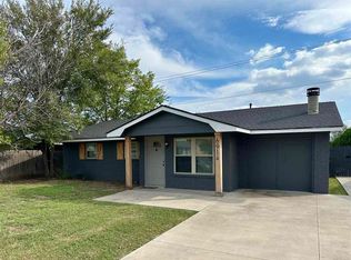 6914 SW Forest Ave, Lawton, OK 73505