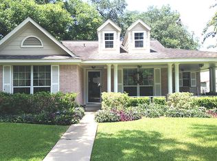 205 E 2nd St, Wharton, TX 77488