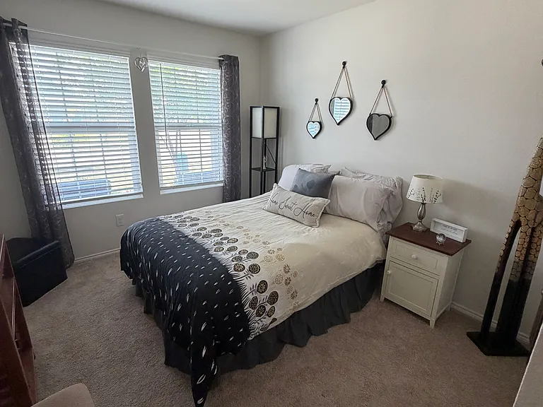 2910 Acacia Dr — Photo 21