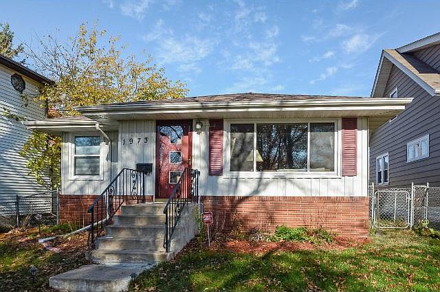 1st image of 1973 Hyacinth Ave E